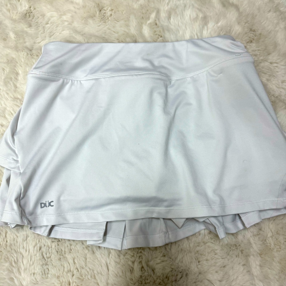 DUC sport white tennis skirt size small